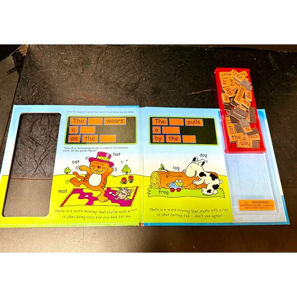 Magnix Word Magic Magnetic Sentence Builder learning book - Picture 2 of 10